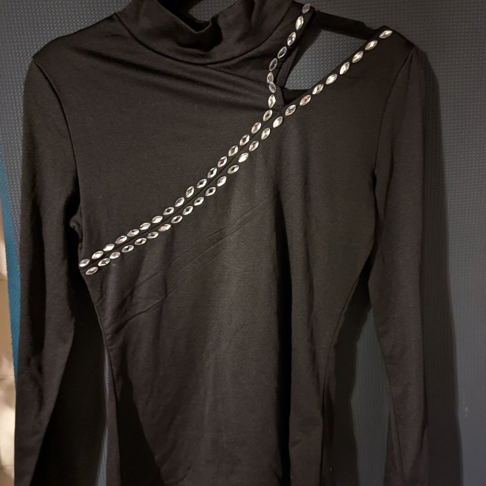 CBR off the shoulder long sleeve top